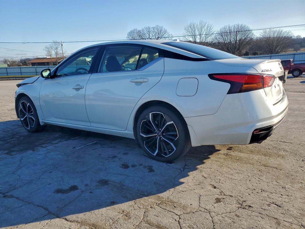 2024 NISSAN ALTIMA SR photo 2