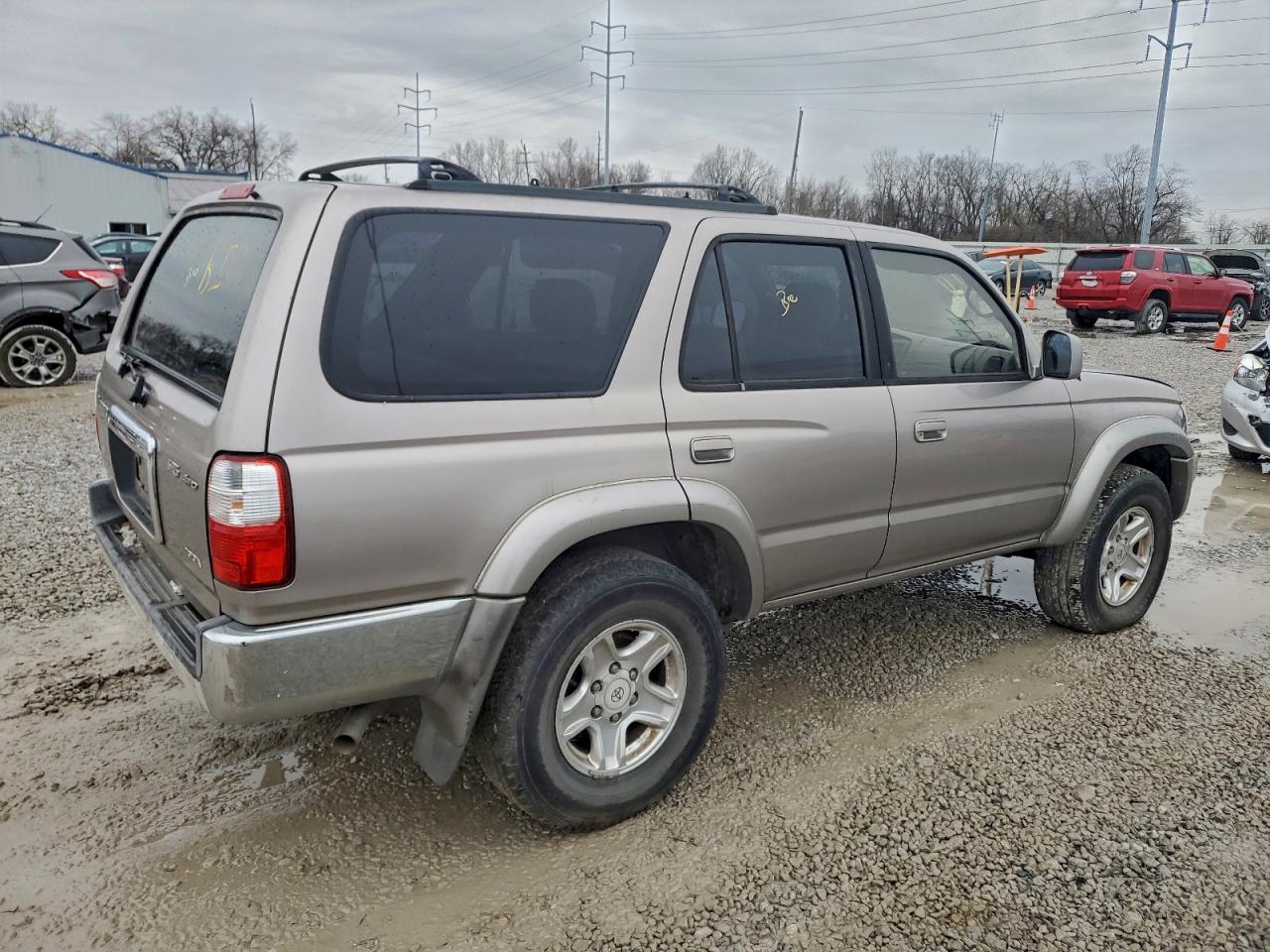 2002 TOYOTA 4RUNNER SR5 photo 3
