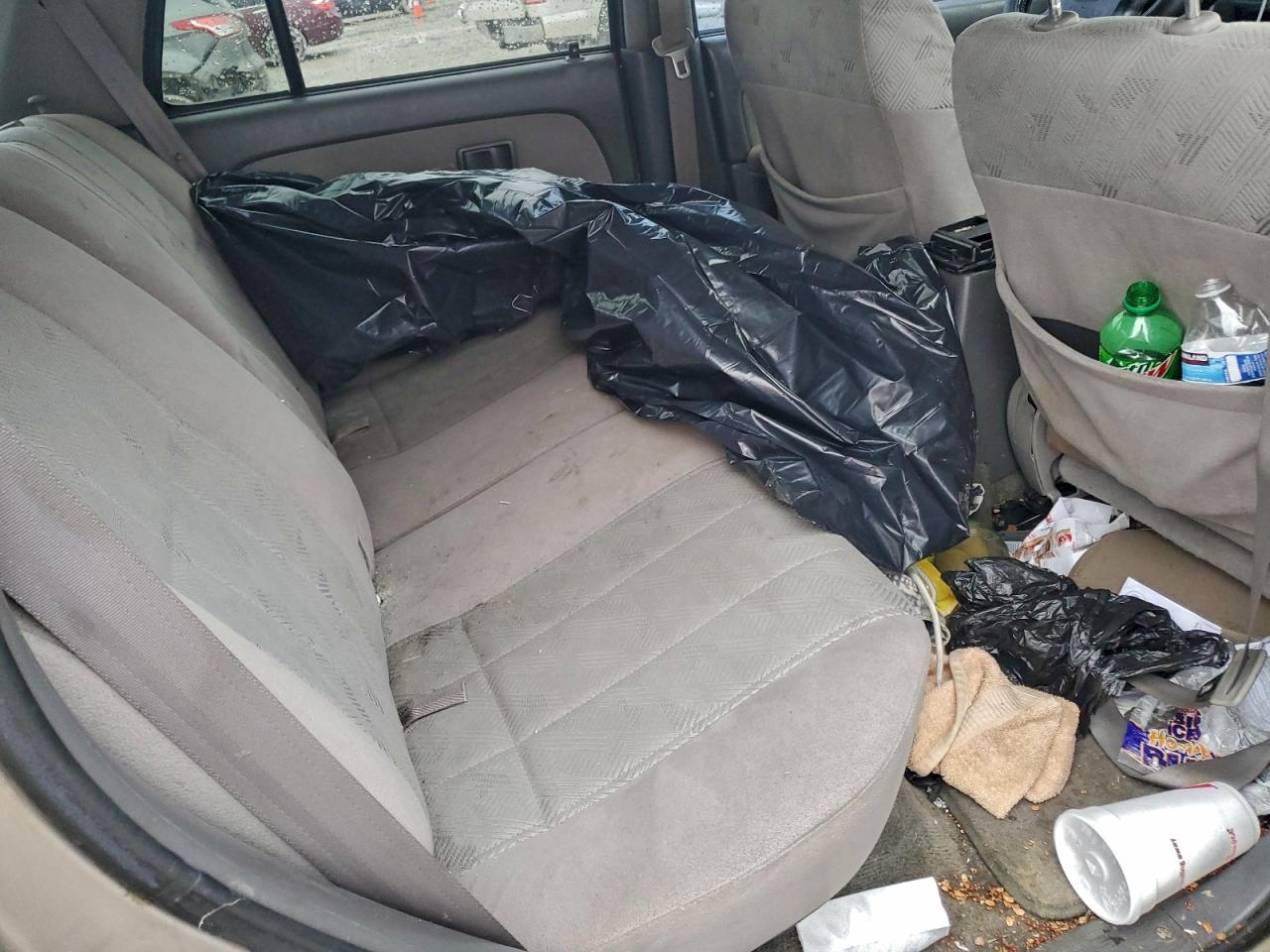 2002 TOYOTA 4RUNNER SR5 photo 10