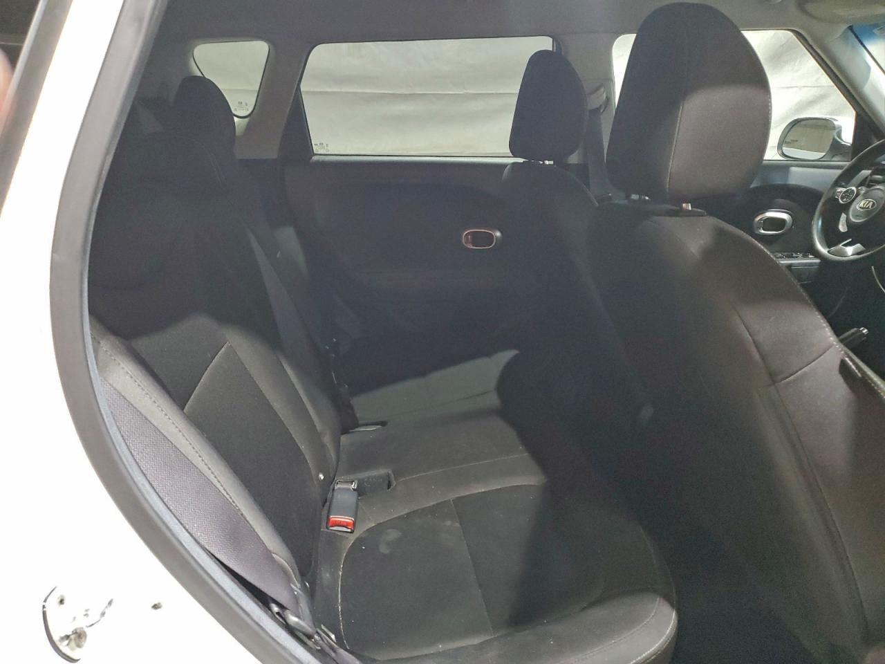 2016 KIA SOUL photo 11