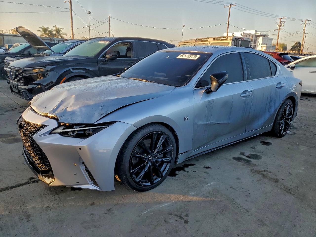 2022 LEXUS IS