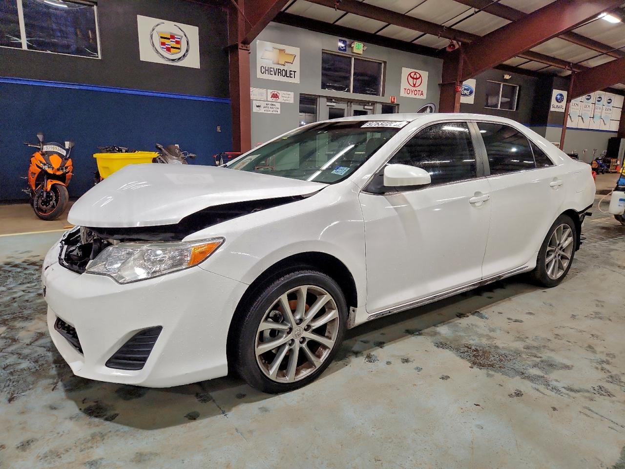 2013 TOYOTA CAMRY