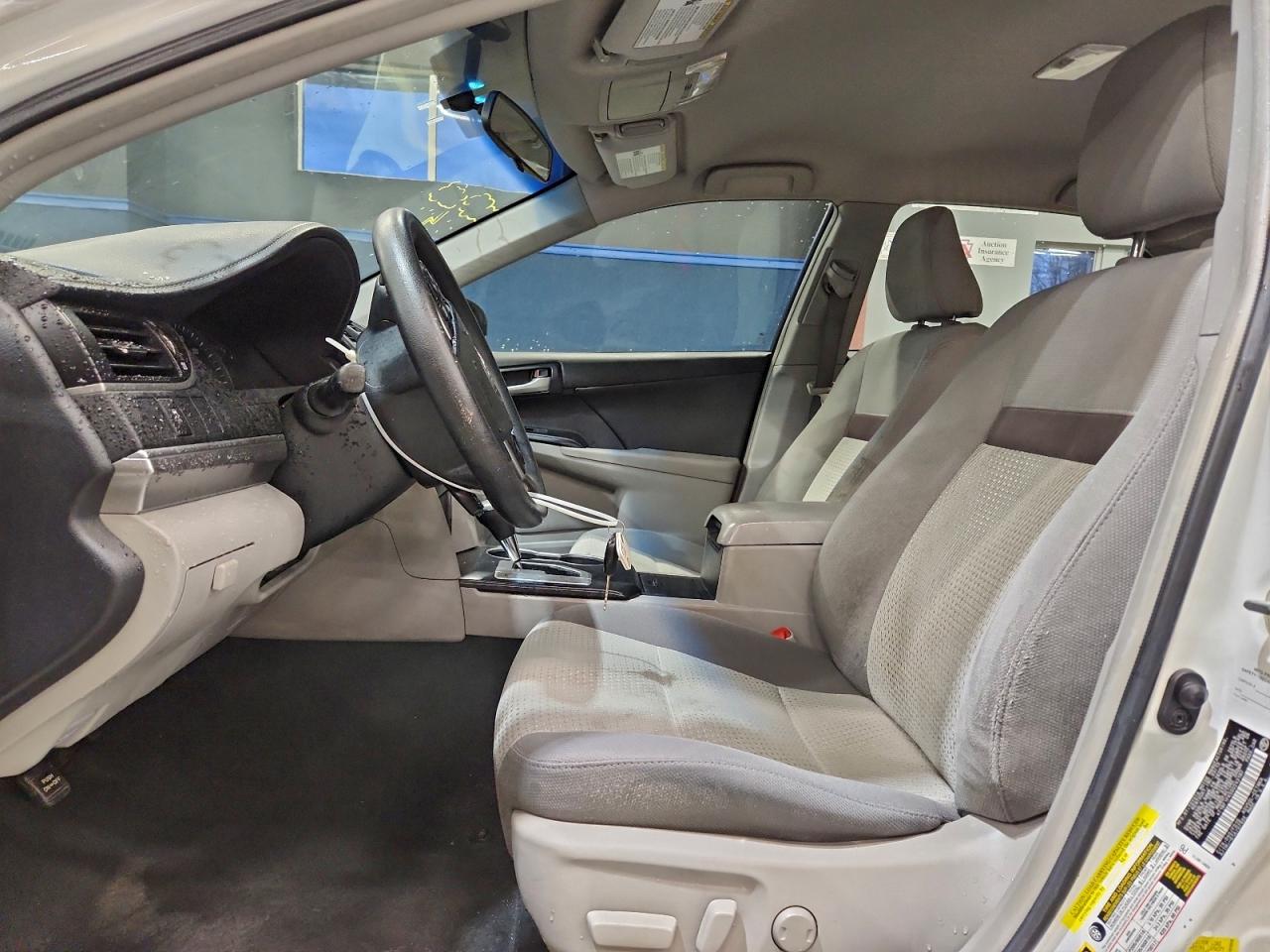 2013 TOYOTA CAMRY L photo 7
