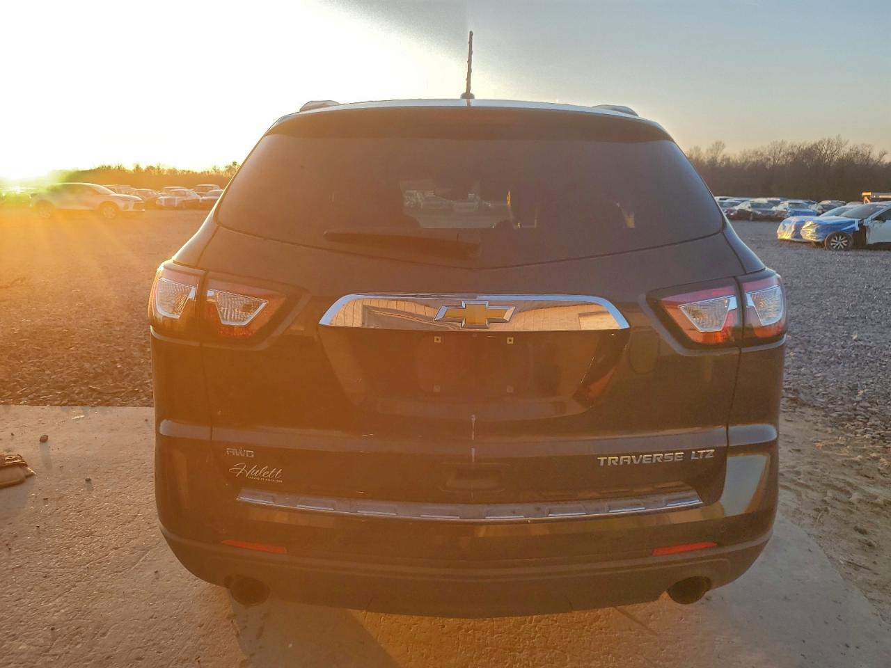 2014 CHEVROLET TRAVERSE LTZ photo 6