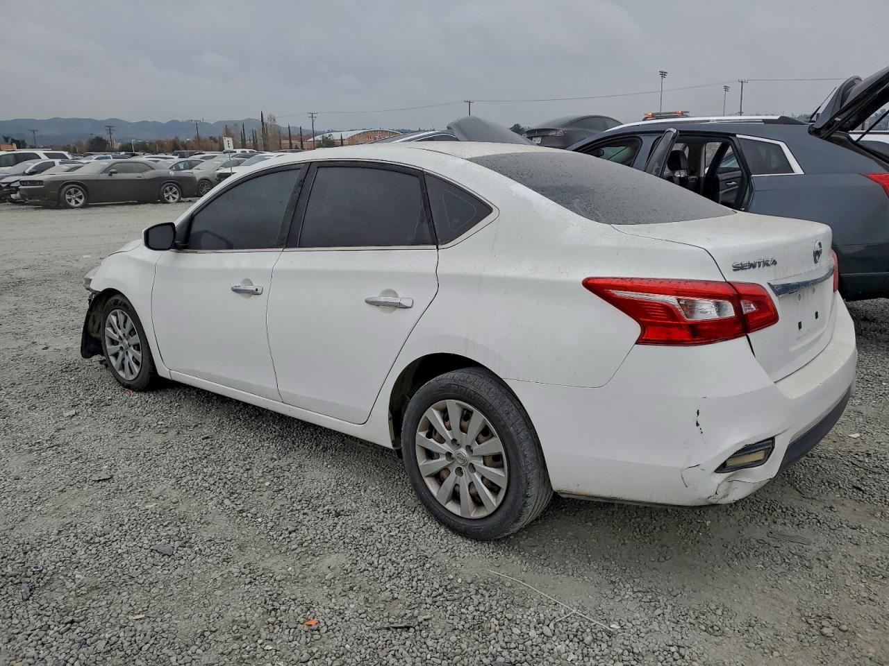 2018 NISSAN SENTRA S photo 2