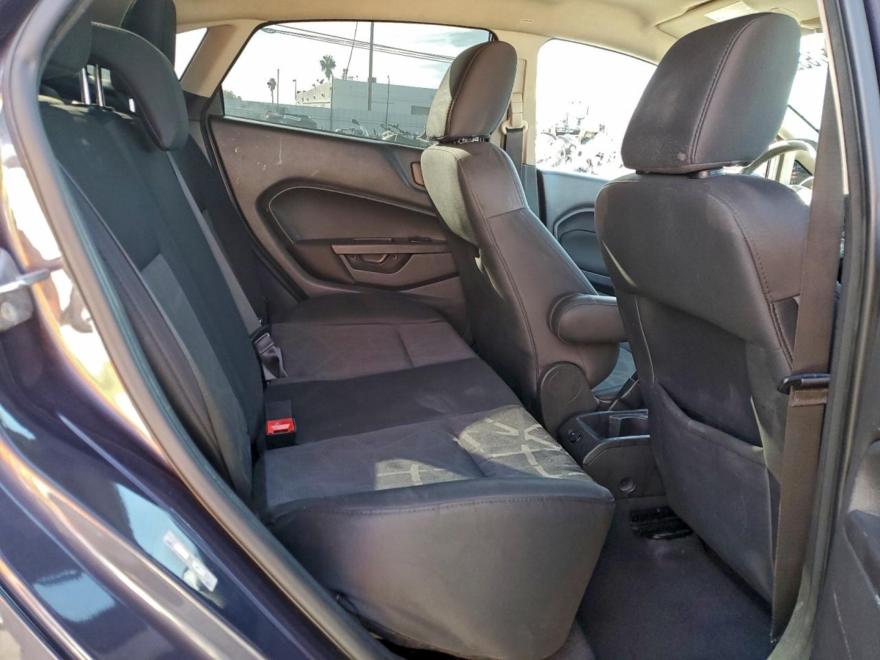 2012 FORD FIESTA SE photo 10