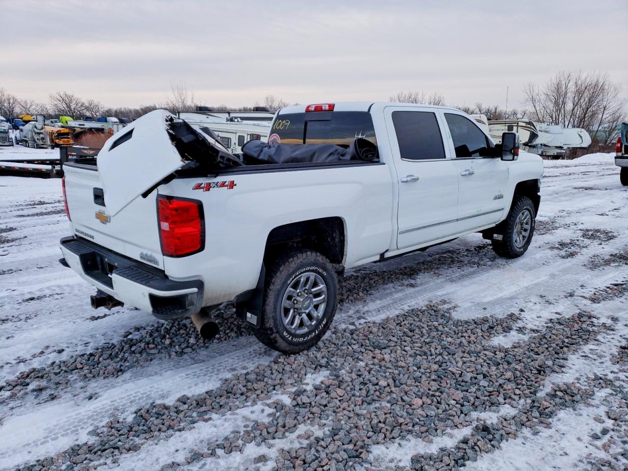 2019 CHEVROLET SILVERADO K3500 HIGH COUNTRY photo 3