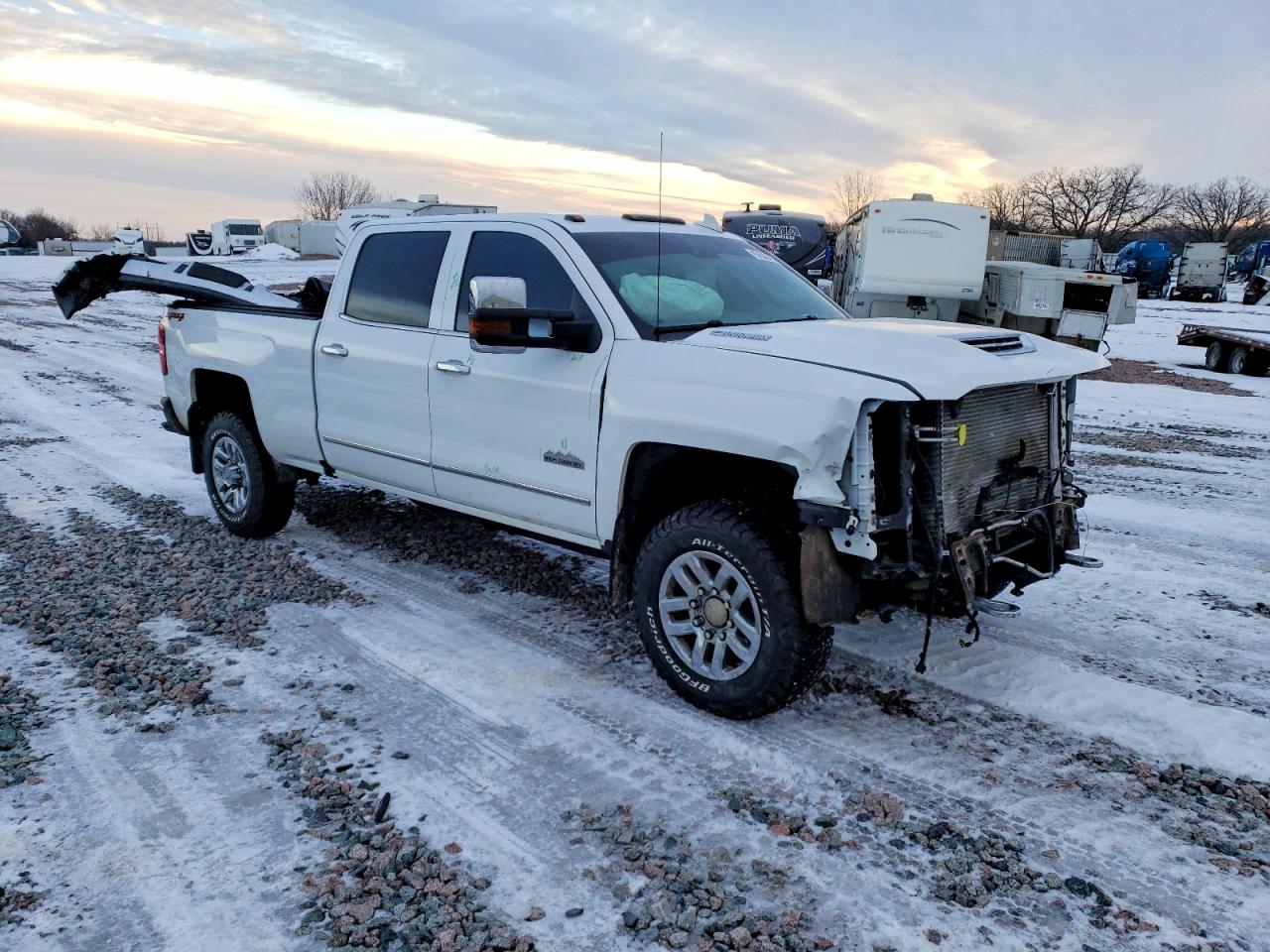 2019 CHEVROLET SILVERADO K3500 HIGH COUNTRY photo 4