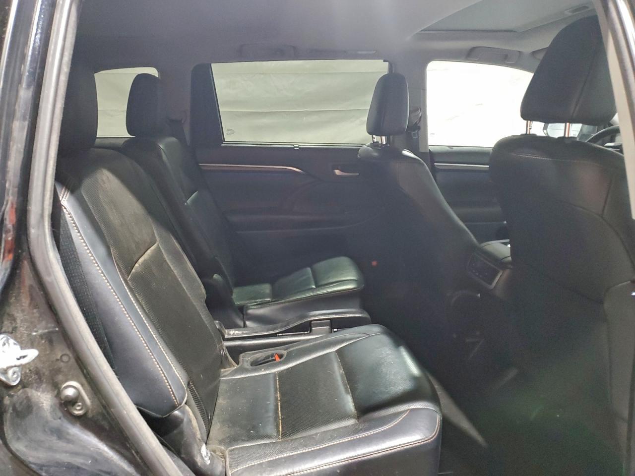 2016 TOYOTA HIGHLANDER HYBRID LIMITED photo 11