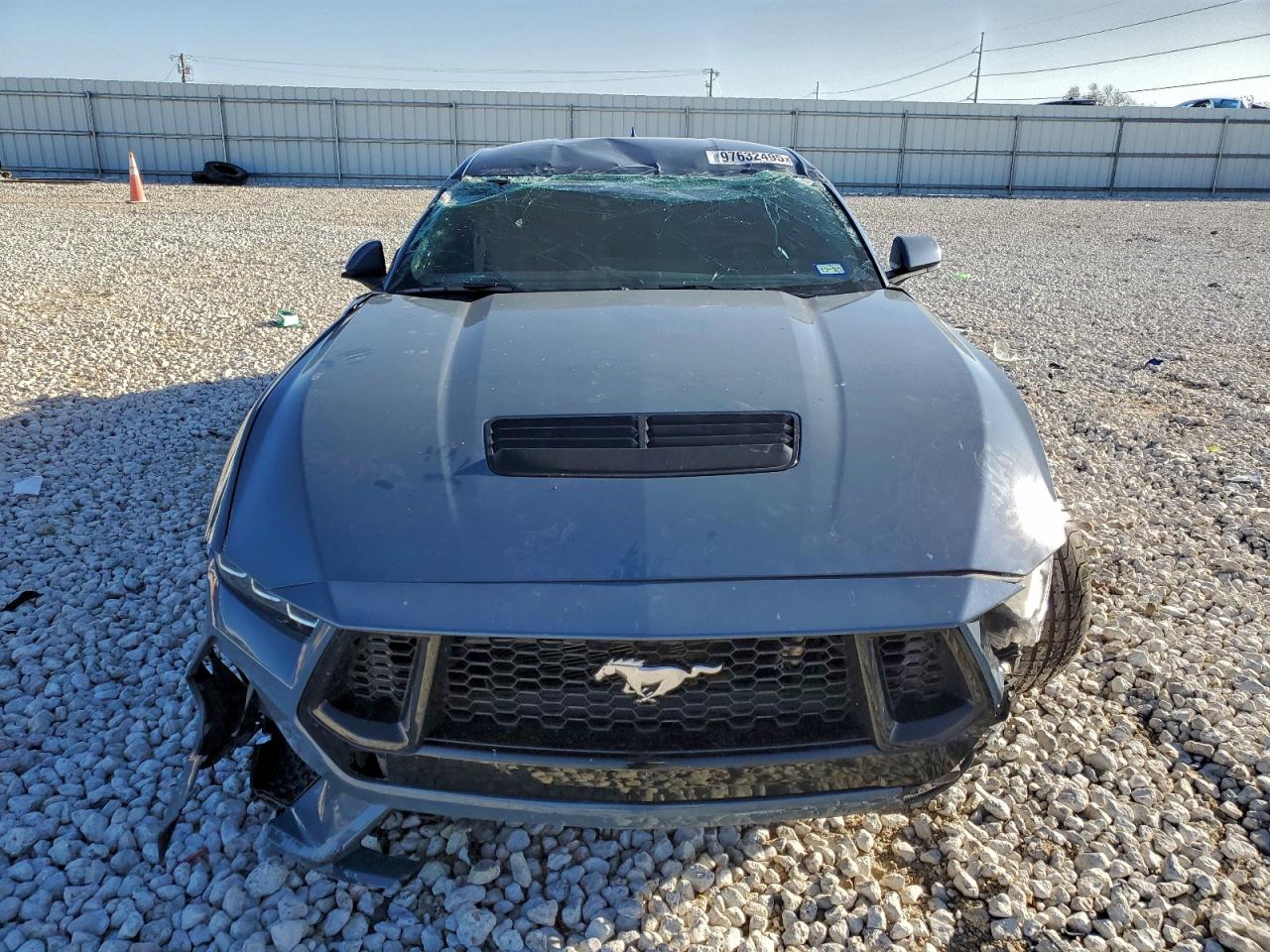 2024 FORD MUSTANG GT photo 13