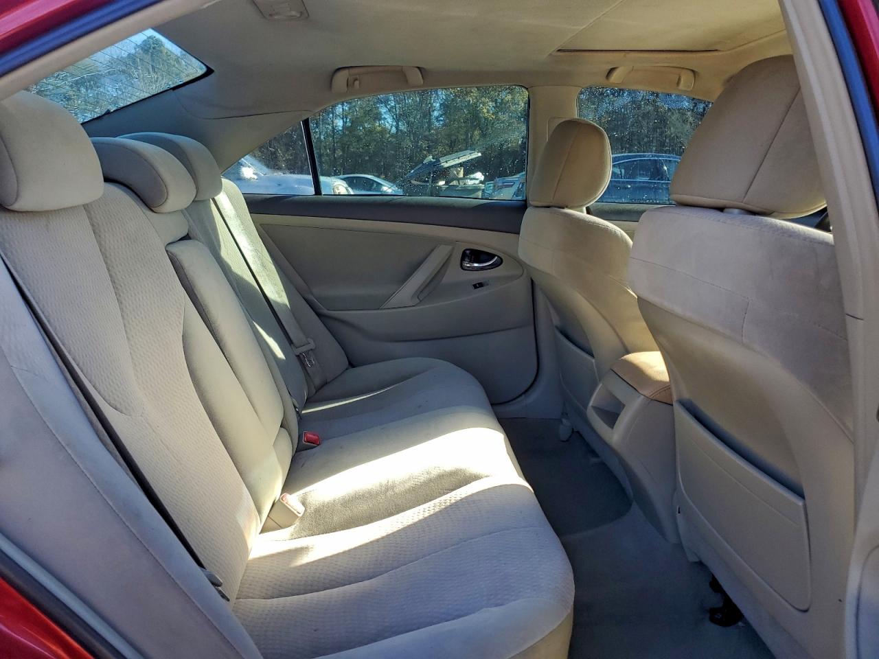 2011 TOYOTA CAMRY BASE photo 10