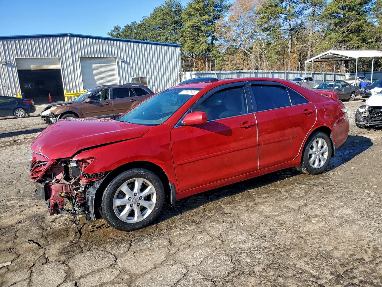 2011 TOYOTA CAMRY