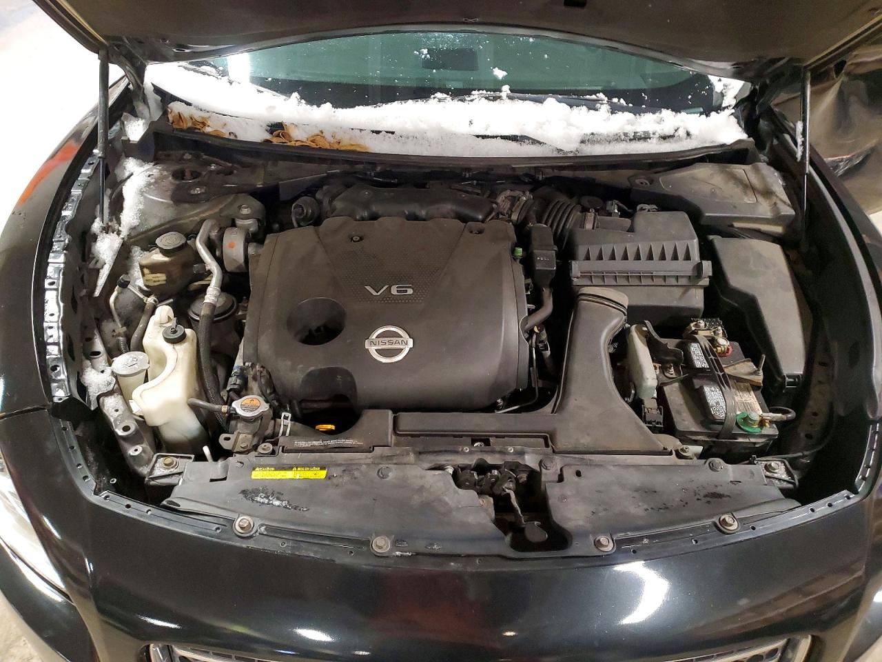 2010 NISSAN MAXIMA S photo 11