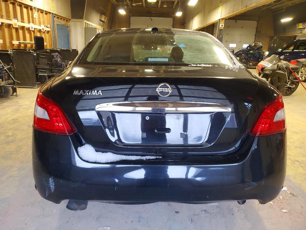 2010 NISSAN MAXIMA S photo 6