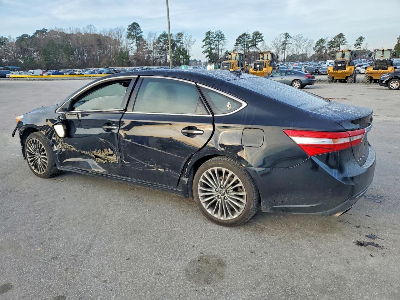 2016 TOYOTA AVALON XLE photo 4