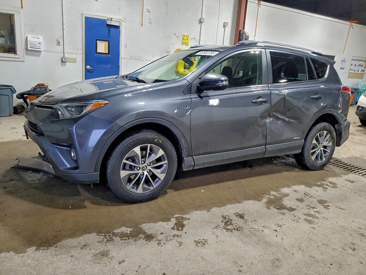 2017 TOYOTA RAV4 HV
