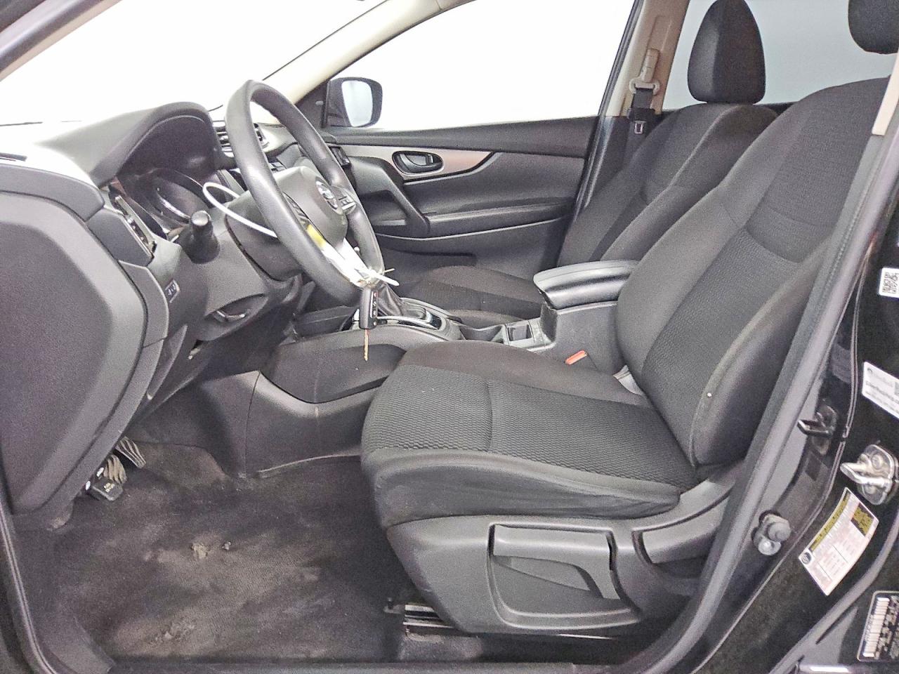 2020 NISSAN ROGUE SPORT S photo 7