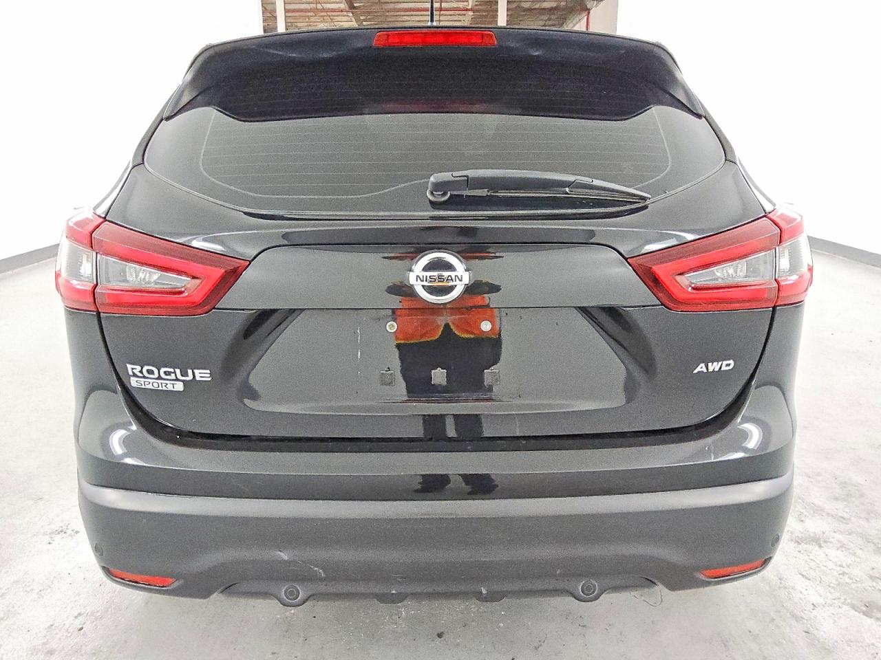 2020 NISSAN ROGUE SPORT S photo 6