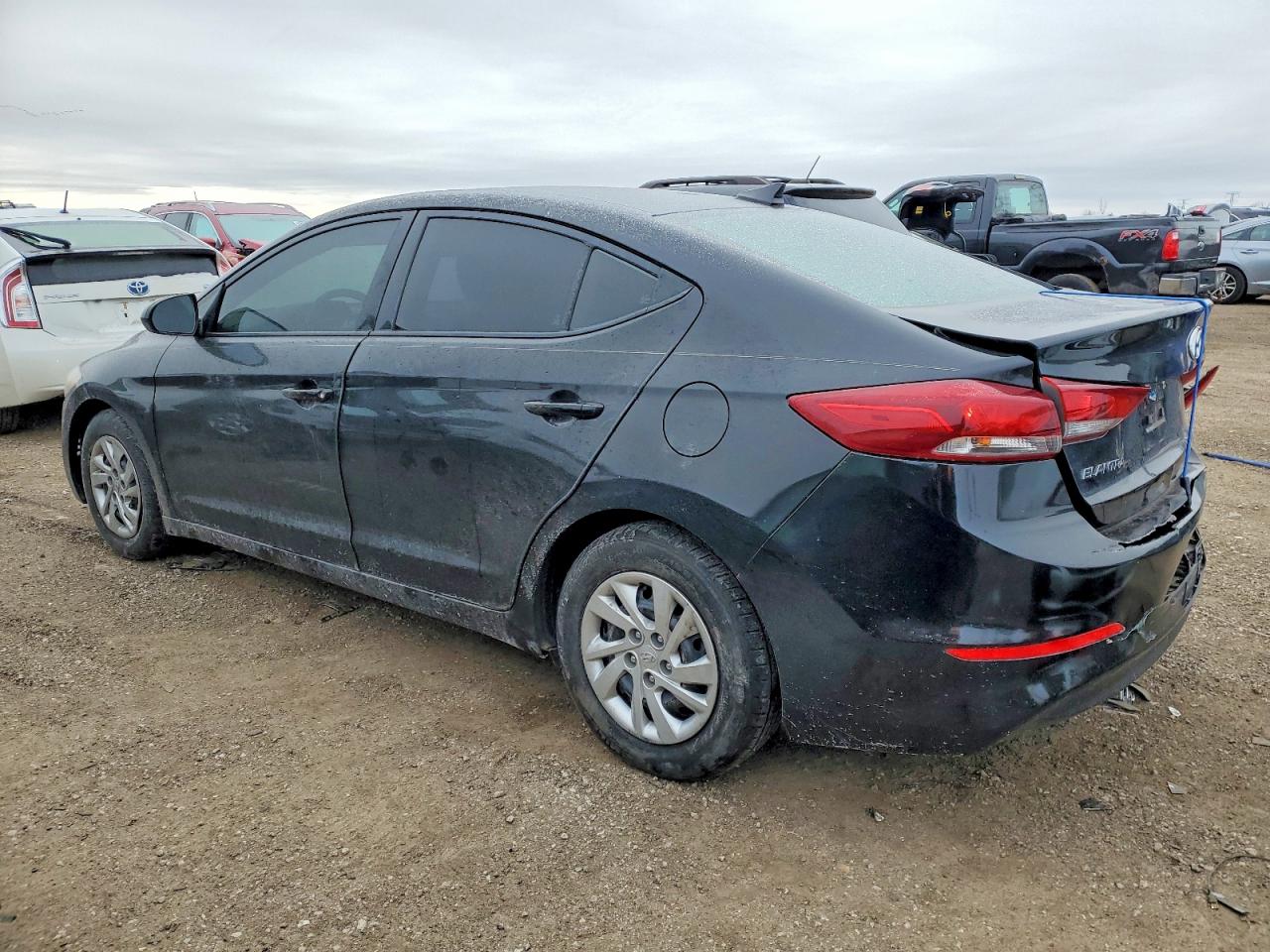 2018 HYUNDAI ELANTRA SEL photo 2