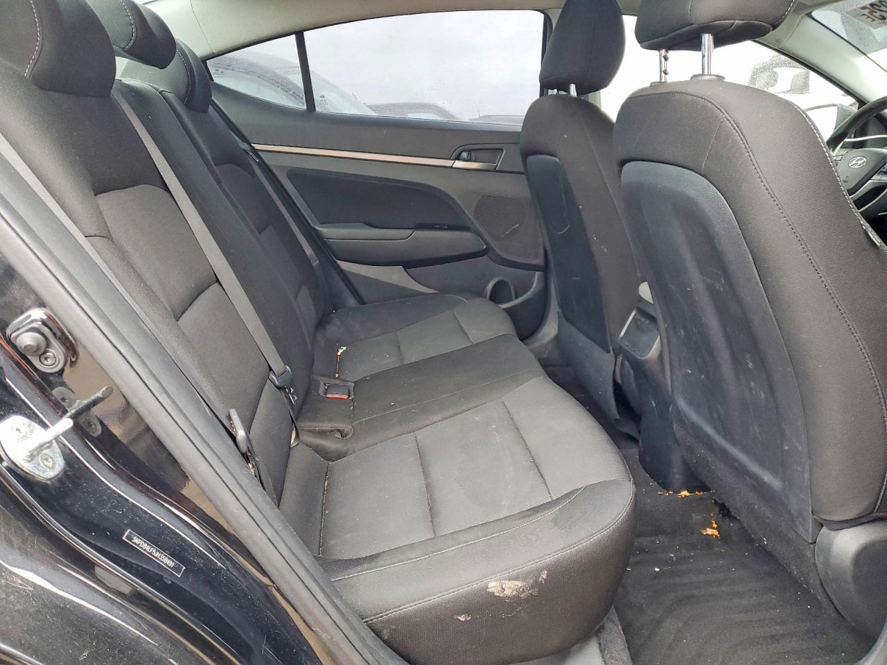 2018 HYUNDAI ELANTRA SEL photo 10