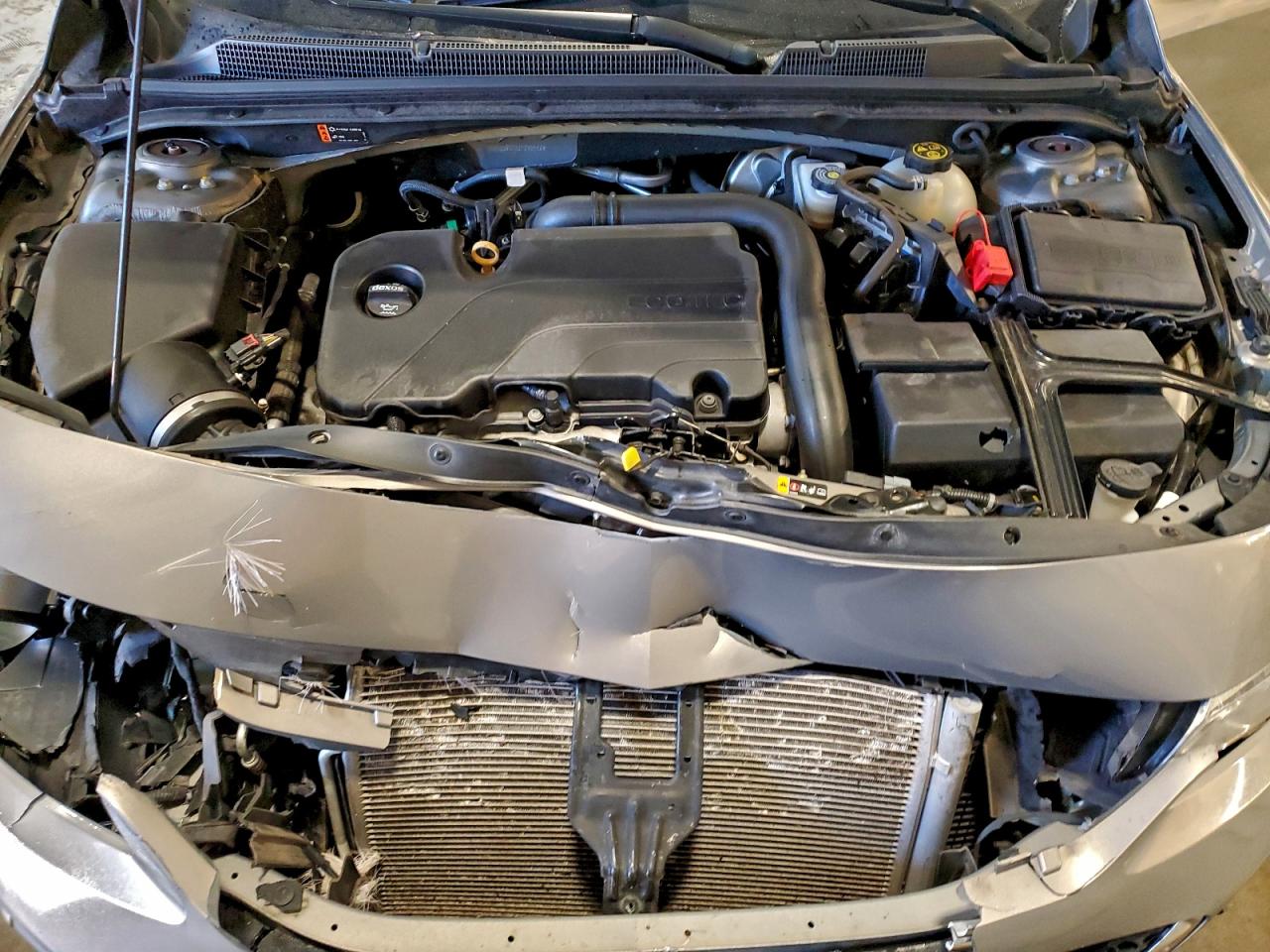 2018 CHEVROLET MALIBU LT photo 11
