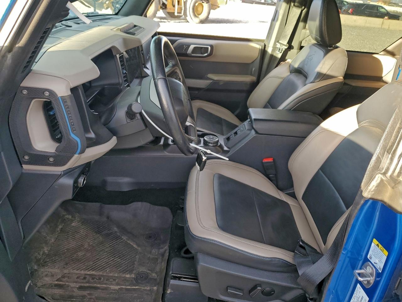 2023 FORD BRONCO BASE photo 13
