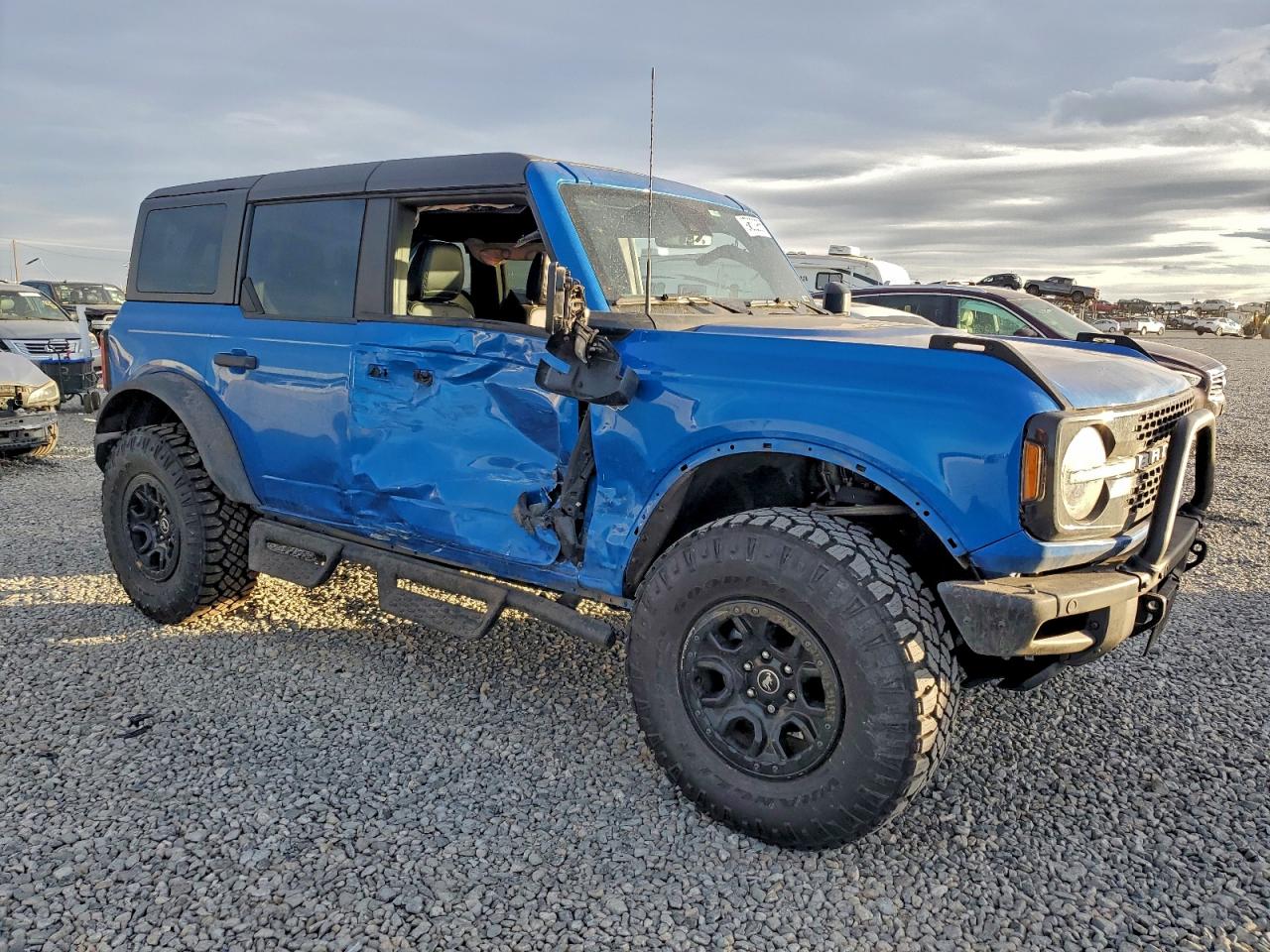 2023 FORD BRONCO BASE photo 7