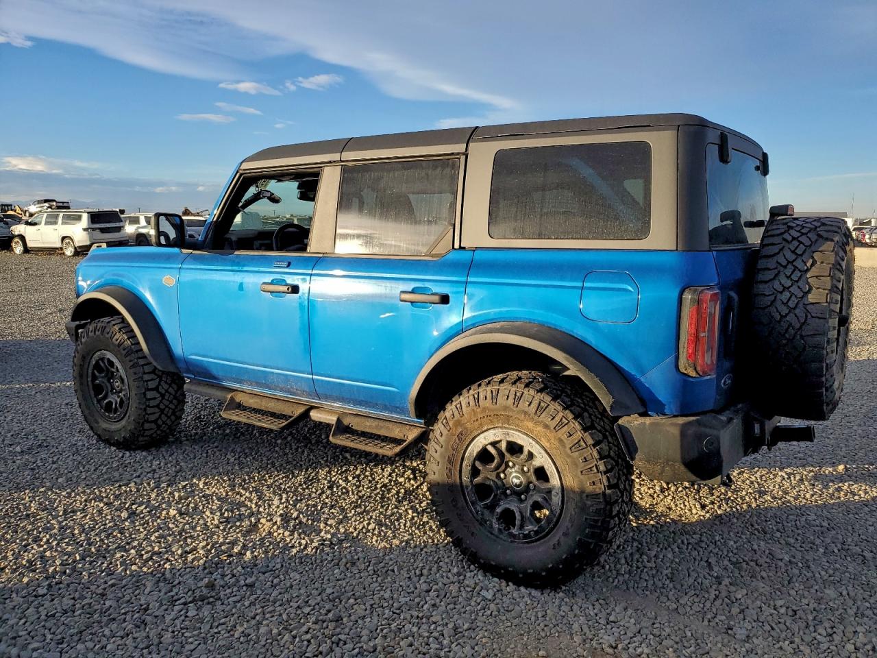2023 FORD BRONCO BASE photo 3