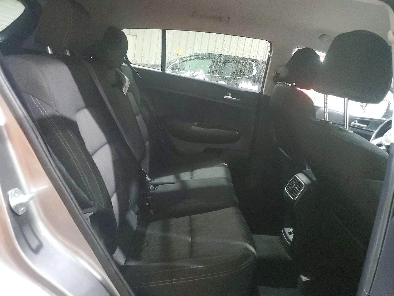 2020 KIA SPORTAGE LX photo 11