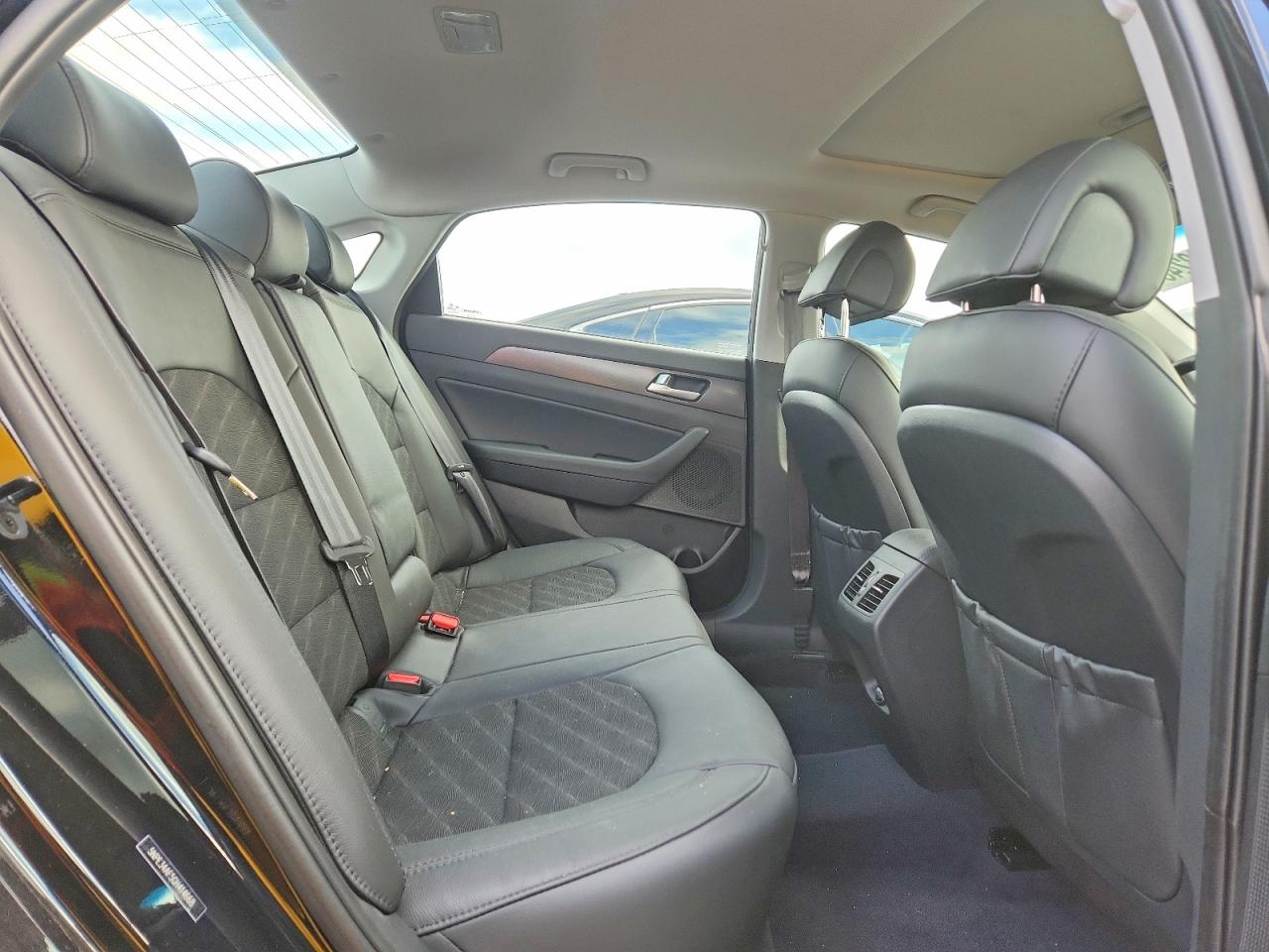 2016 HYUNDAI SONATA SPORT photo 10