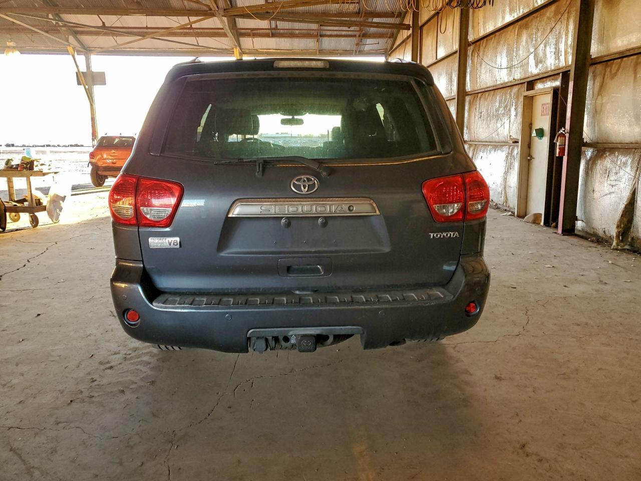 2008 TOYOTA SEQUOIA LIMITED photo 6
