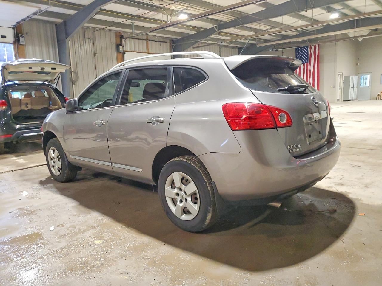 2015 NISSAN ROGUE SELECT S photo 2