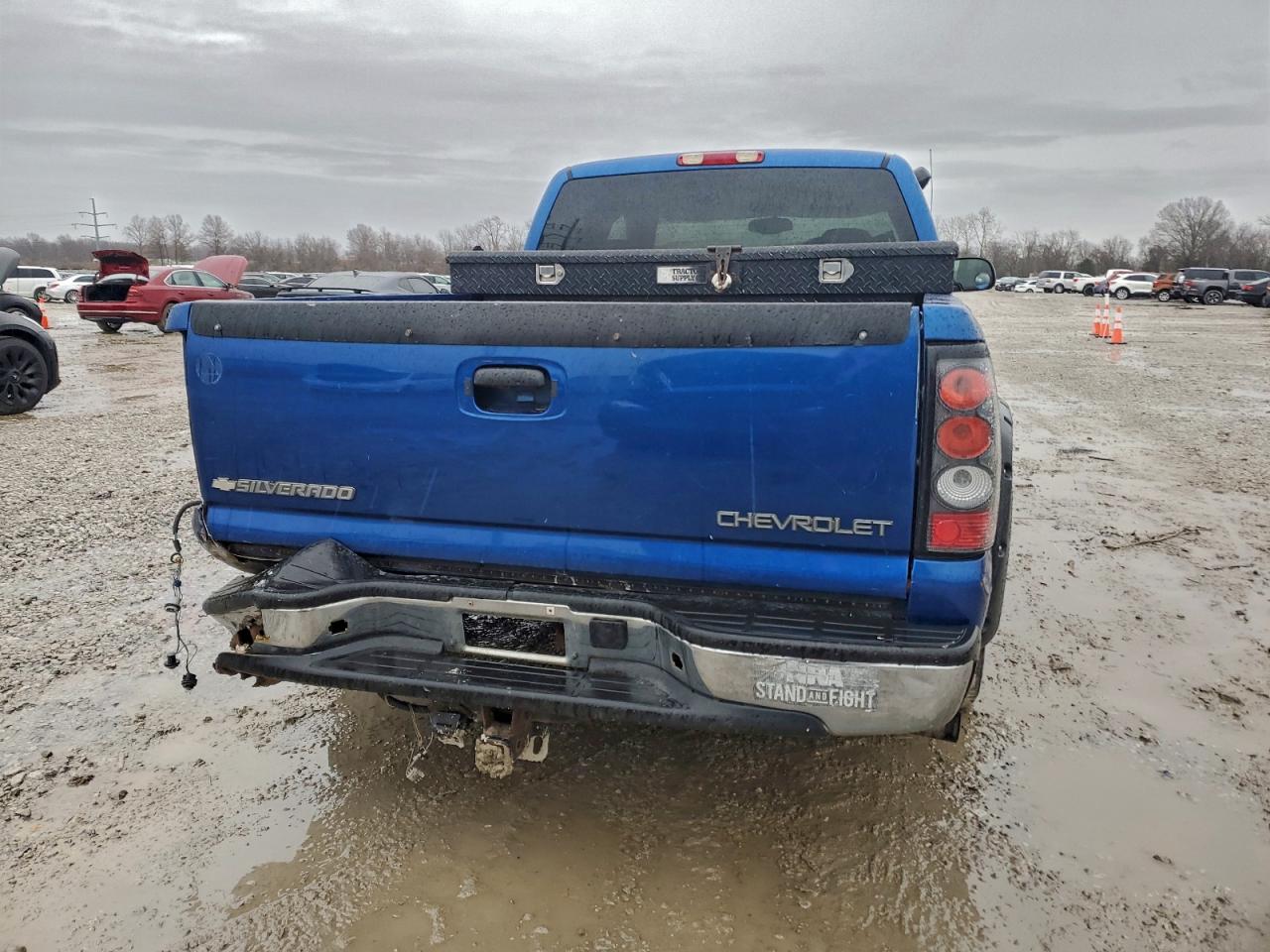 2004 CHEVROLET SILVERADO C1500 photo 6