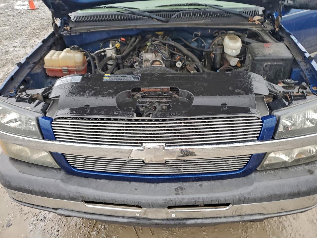2004 CHEVROLET SILVERADO C1500 photo 11