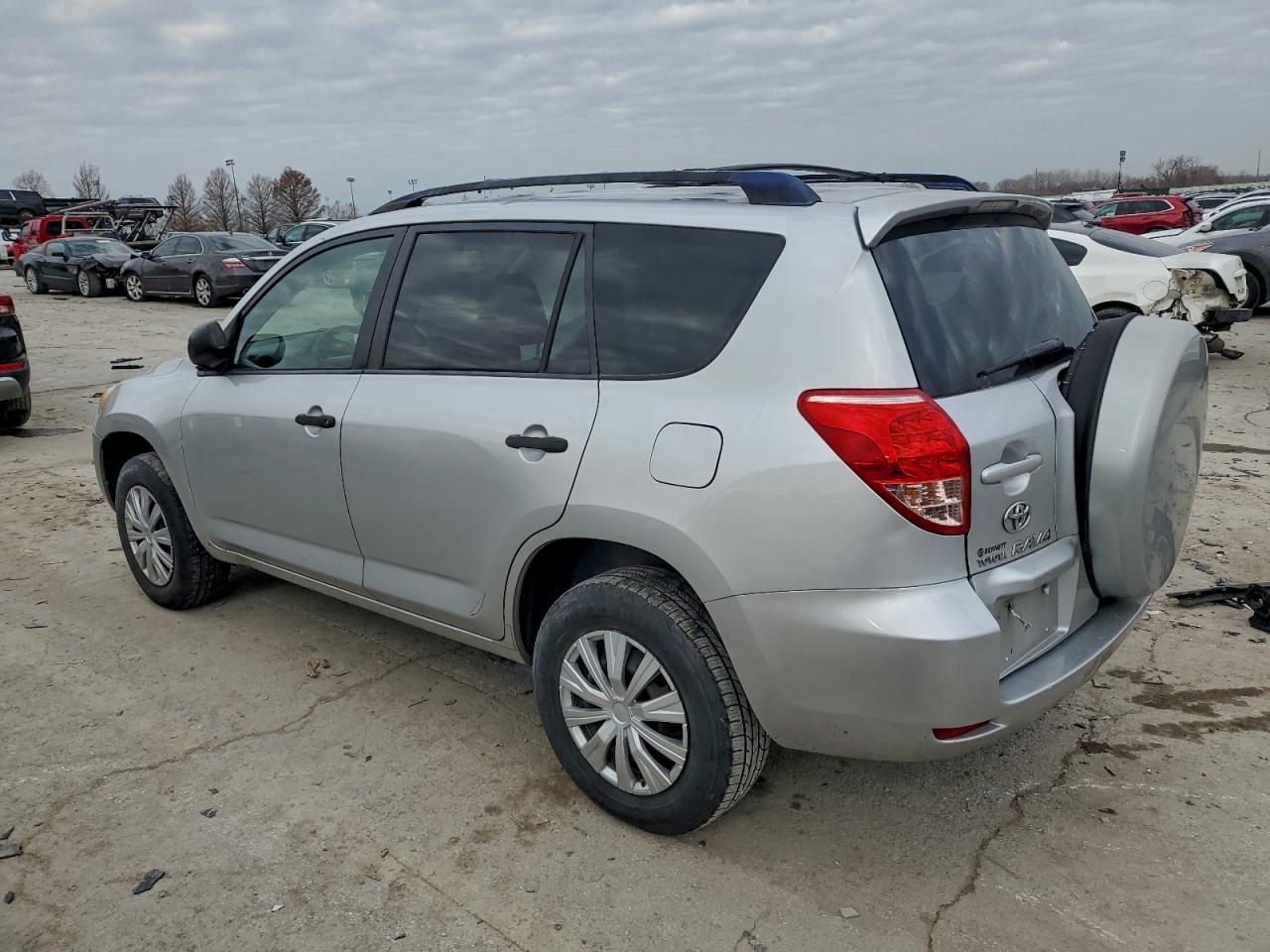 2008 TOYOTA RAV4 photo 2