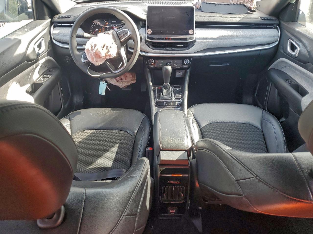 2024 JEEP COMPASS LATITUDE photo 8
