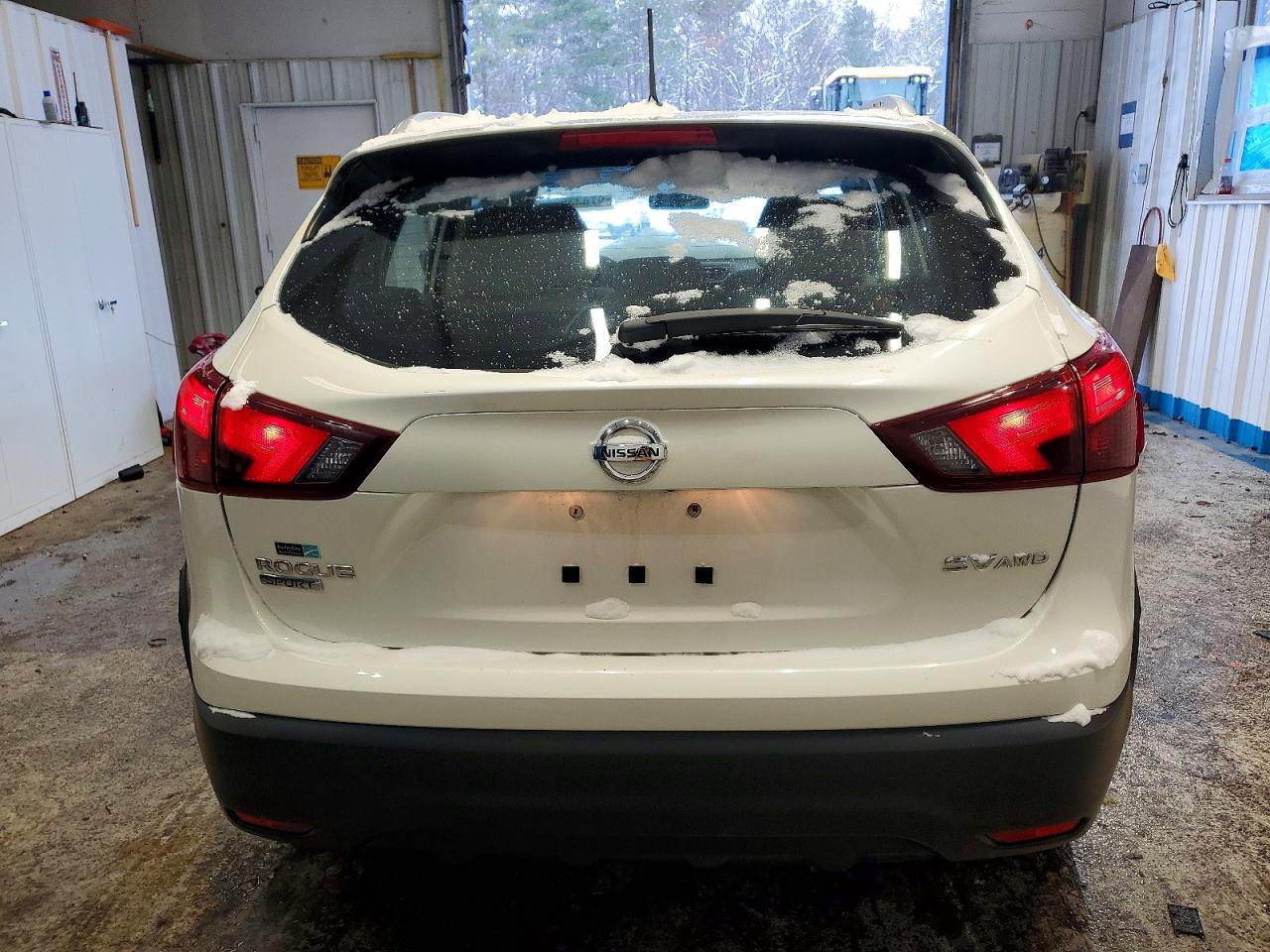2018 NISSAN ROGUE SPORT S photo 6