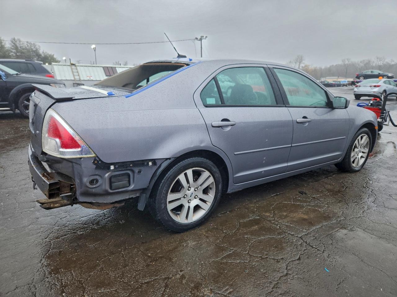 2007 FORD FUSION SE photo 3