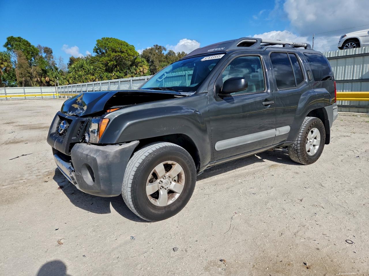 2013 NISSAN XTERRA
