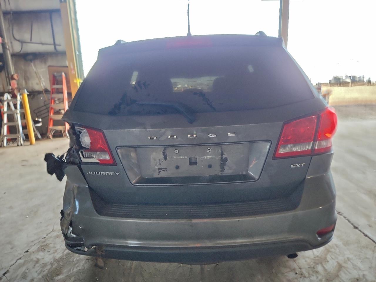 2013 DODGE JOURNEY SXT photo 6