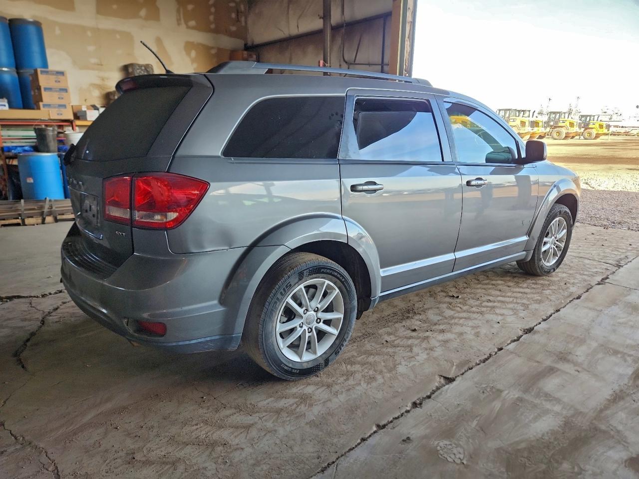 2013 DODGE JOURNEY SXT photo 3