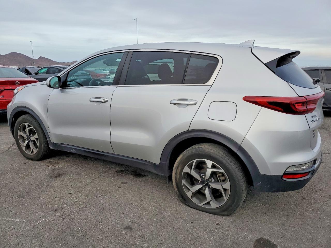 2020 KIA SPORTAGE LX photo 2