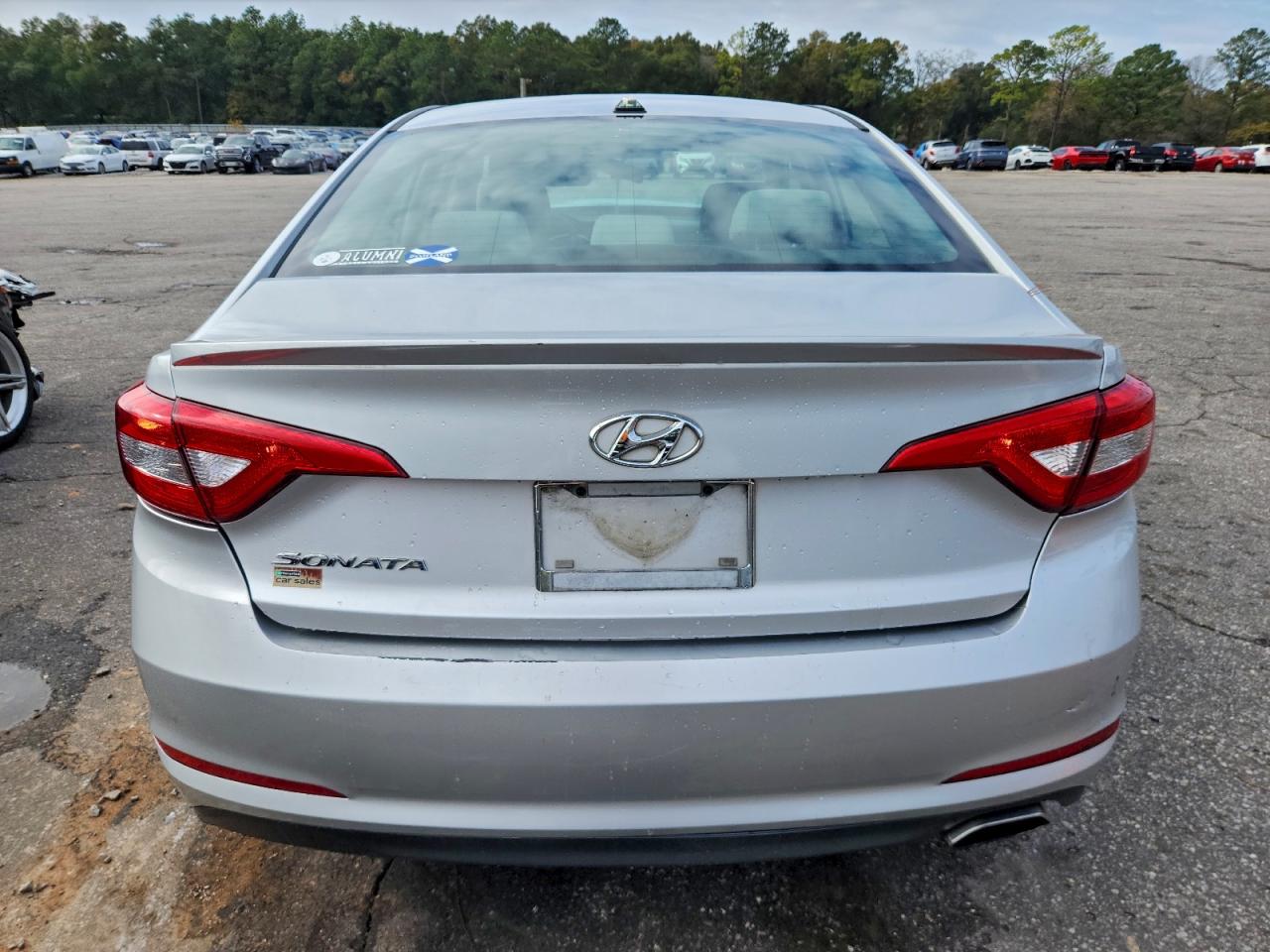 2015 HYUNDAI SONATA SE photo 6
