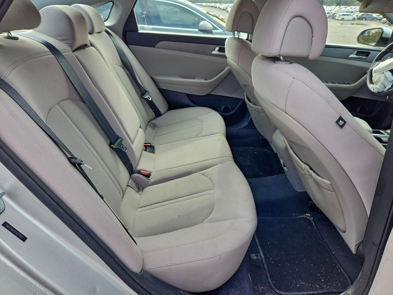 2015 HYUNDAI SONATA SE photo 10
