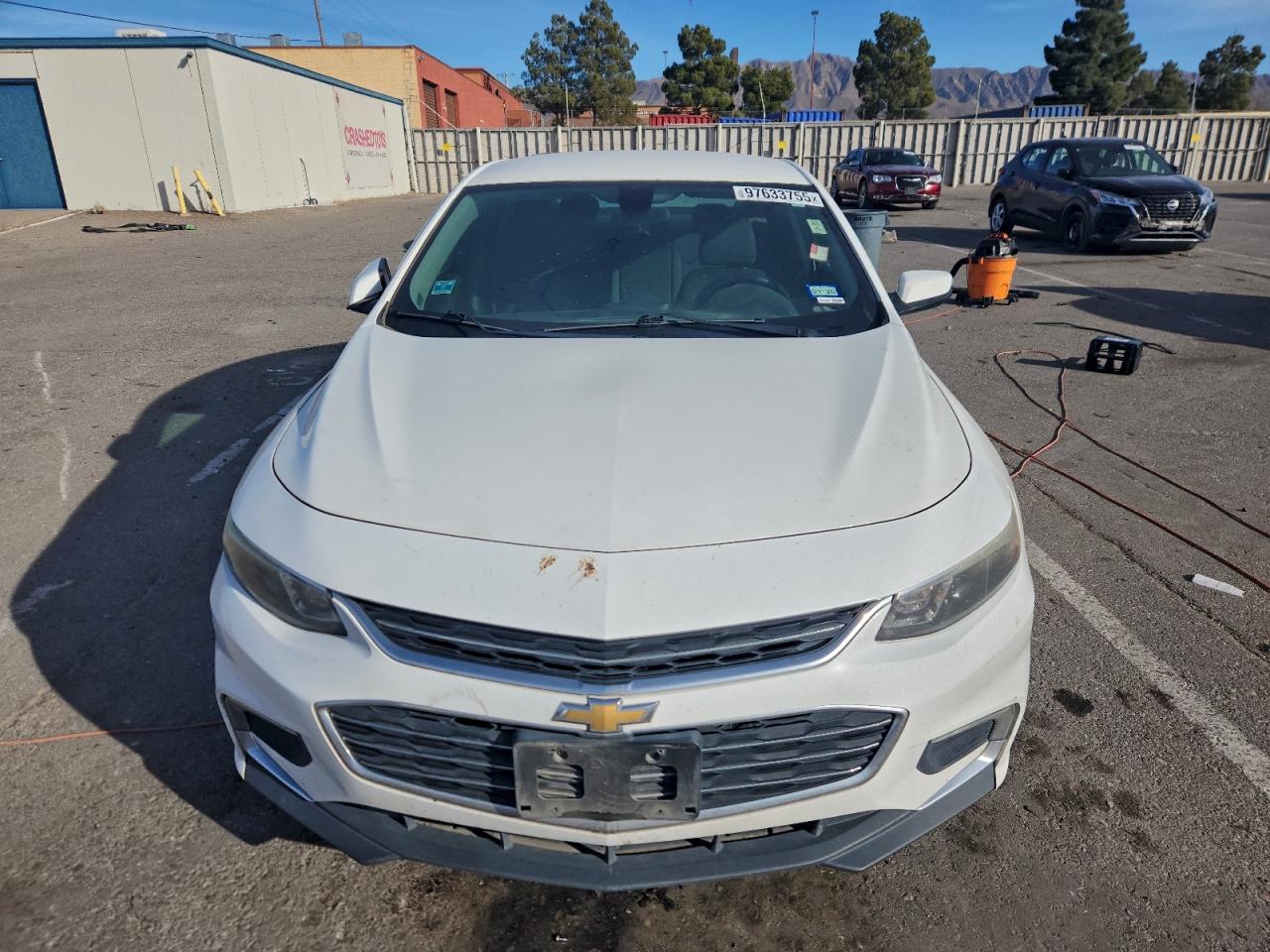 2017 CHEVROLET MALIBU LT photo 5