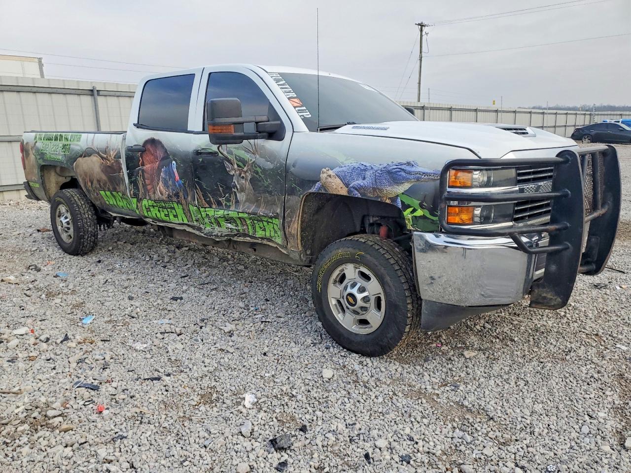 2017 CHEVROLET SILVERADO K2500 HEAVY DUTY photo 10