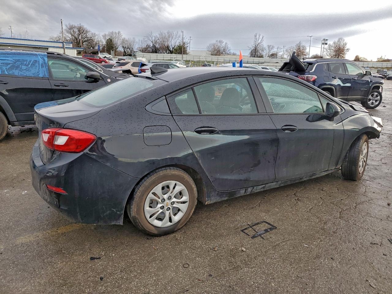 2019 CHEVROLET CRUZE photo 3