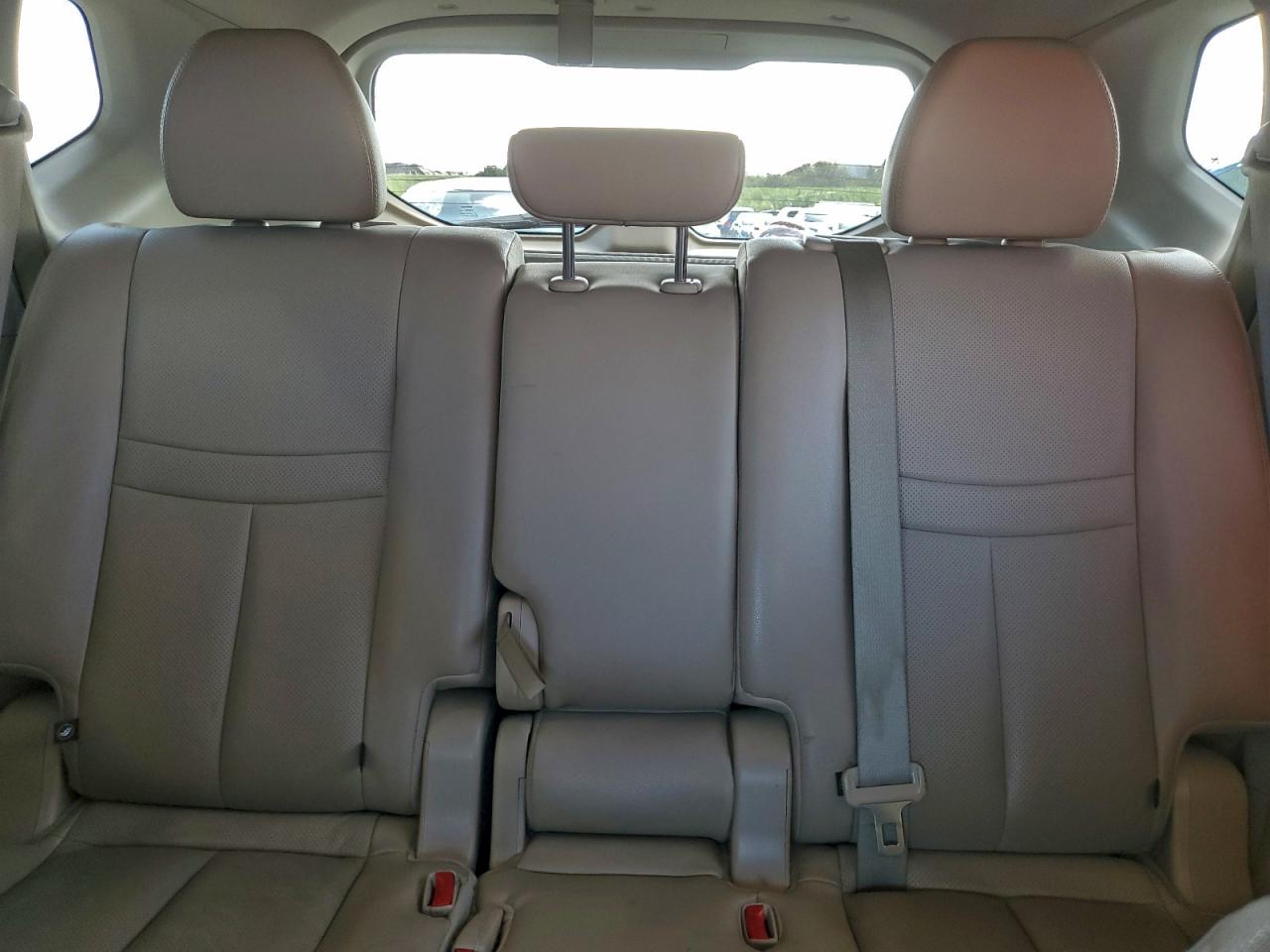 2016 NISSAN ROGUE S photo 10