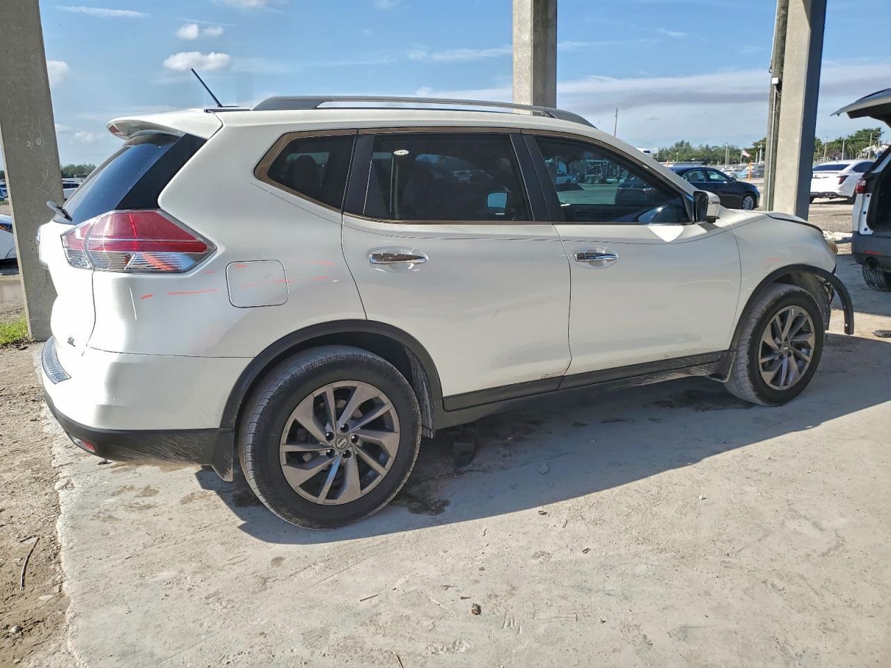 2016 NISSAN ROGUE S photo 3