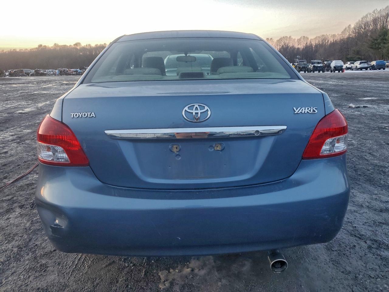 2007 TOYOTA YARIS photo 6